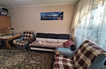 Sprzedam mieszkanie 2 pok., niski blok, 3 piętro, V os.