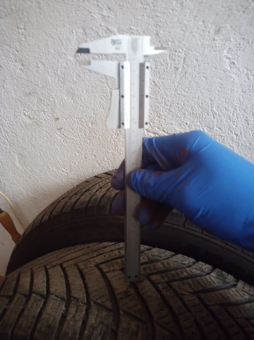 Opony wielosezonowe 215/65 R16