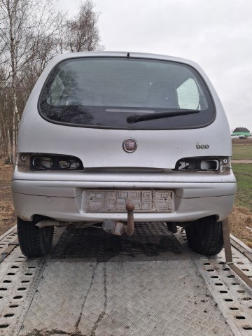 Fiat seicento całe na części
