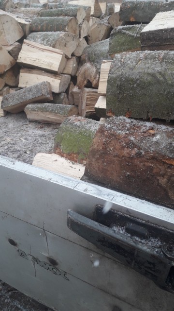 Sosna opałowa, Drewno kominkowe