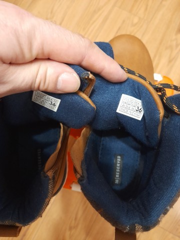 Sprzedam Nowe buty  zimowe 36