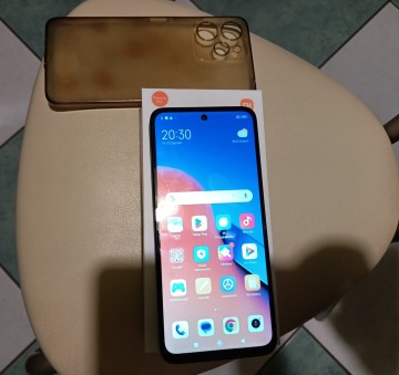 Sprzedam Xiaomi redmi 12 dual SIM jak nowy 6,79 16gb 256