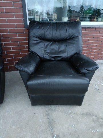 Sprzedam wypoczynek 3,1,1 ze sk&oacute;ry