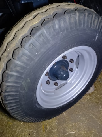 Sprzedam koła do przyczepy hl,hw,thk.