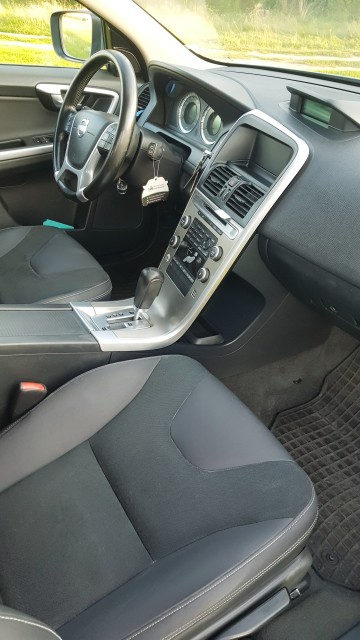 *  VOLVO XC 60 D3  163 KM  AUTOMAT  *