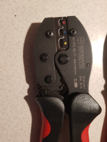 Sprzedam NOWE  szczypce  zaciskowe - WURTH -