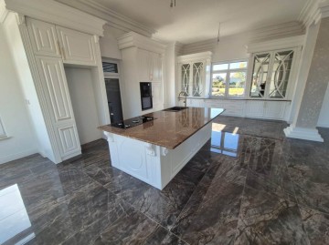 Na sprzedaż unikatowy, bardzo przestronnym dom w Żychlinie