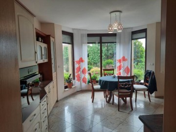 Sprzedam dom-pow. 200m2-5 pokoi-działka 2017m2-os. Lask&oacute;wiec