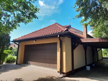 Sprzedam dom-pow. 200m2-5 pokoi-działka 2017m2-os. Lask&oacute;wiec