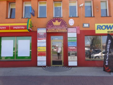 LOKAL USŁUGOWY 14,5m2 - TUREK &ndash; Dom Usług KORONA
