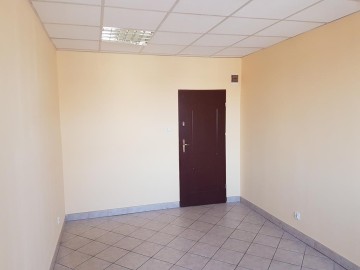 LOKAL USŁUGOWY 14,5m2 - TUREK &ndash; Dom Usług KORONA