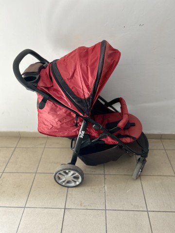 Sprzedam w&oacute;zek dziecięcy ł&oacute;żeczko turystyczne i wiele innych