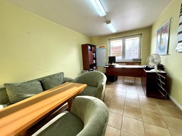 Lokal biurowy w centrum Koła &ndash; ul. Broniewskiego (Parter)
