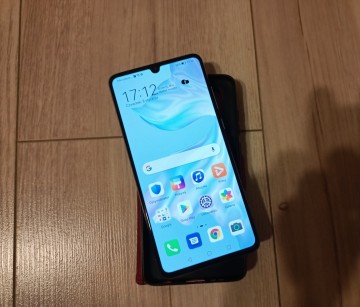 Sprzedam Huawei p30 dual SIM ładny LTE NFC 128gb 6gb