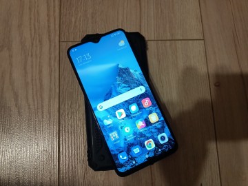 Sprzedam xiaomi note 8 pro dual SIM ładny LTE NFC 6,5 cala 6