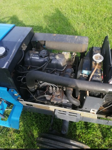 SPRZEDAM mini traktorek mitsubishi z glebogryzarką