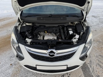 Opel Zafira 2.0 DIESEL Klimatronik WEBASTO Nawigacja Ledy