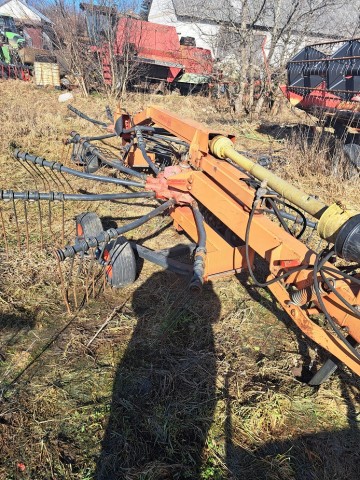 zgrabiarka vicon 2012r/ inna claas liner/pottinger