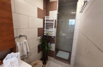 Na sprzedaż dom w pobliżu jezior, zagospodarowana działka, d ...