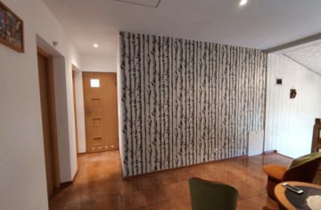 Na sprzedaż dom w pobliżu jezior, zagospodarowana działka, d ...