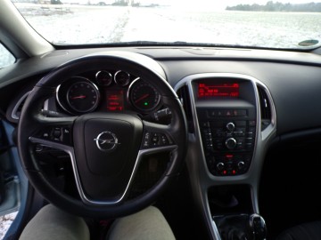 OPEL ASTRA J 1.4 BENZ ZAREJESTROWANA ZAMIANA