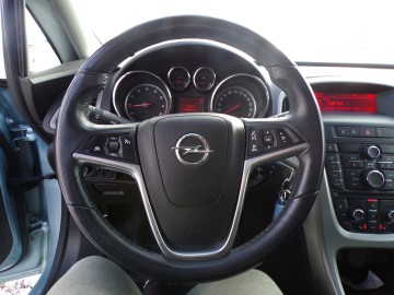 OPEL ASTRA J 1.4 BENZ ZAREJESTROWANA ZAMIANA