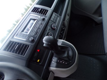 VOLKSWAGEN T6 2.0 TDI 9-OSOBOWY ZAMIANA