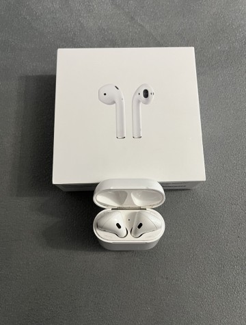 AirPods 2