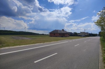 Sprzedam dom parterowy w budowie na dużej działce