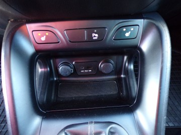 HYUNDAI IX 35 2.0 BENZ ZAMIANA RATY