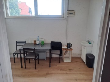 Sprzedam obiekt magazynowo-handlowy, Golina, 568 m2