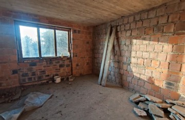 Sprzedam dom w Koninie, os. Międzylesie, stan surowy otwarty ...