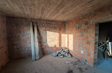 Sprzedam dom w Koninie, os. Międzylesie, stan surowy otwarty ...