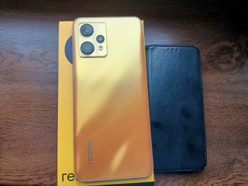 Sprzedam realme 9 dual SIM ładny LTE NFC 6,4 cala 16gb 128gb