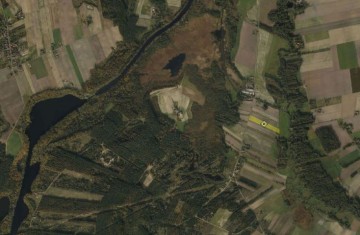 Sprzedam dużą działkę z warunkami zabudowy w okolicy las&oacute;w