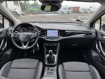 Opel Astra 1.4 BENZYNA Klimatronik Nawigacja Kamera Ledy