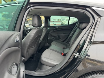 Opel Astra 1.4 BENZYNA Klimatronik Nawigacja Kamera Ledy