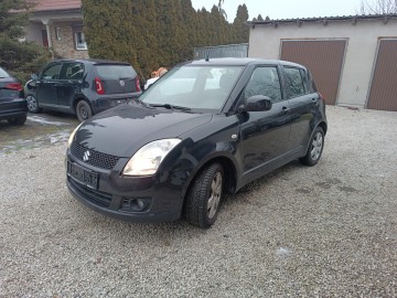 Suzuki Swift 2010 1,3 benzyna