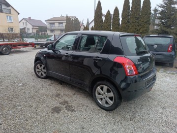 Suzuki Swift 2010 1,3 benzyna