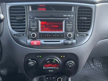 Sprzedam Kia Rio II z Lpg