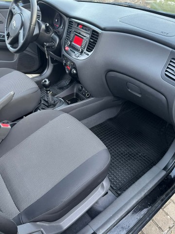 Sprzedam Kia Rio II z Lpg