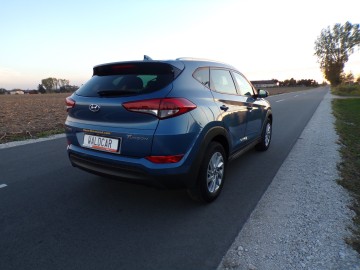 HYUNDAI TUCSON  1.7 CRDI NAVI ALU KAMERA ZAMIANA