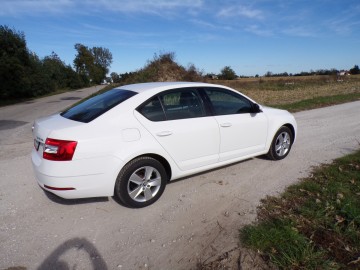 SKODA OCTAWIA  1.6 TDI 115 KM ZAMIANA 1 WŁAŚCICIEL