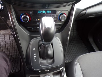 FORD KUGA 1.5 BENZ 175 KM AUTOMAT ZAMIANA RATY