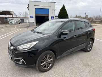 Hyundai ix35 1.6 BENZYNA Klimatronik Nawigacja Ledy Kamera