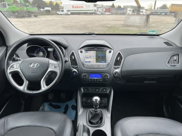 Hyundai ix35 1.6 BENZYNA Klimatronik Nawigacja Ledy Kamera
