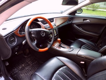 MERCEDES CLS 3.0 CDI AUTOMAT SK&Oacute;RA ALU ZAMIANA RATY