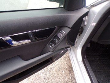 MERCEDES C-KLASA 2.2 CDI Z NIEMIEC ZAMIANA