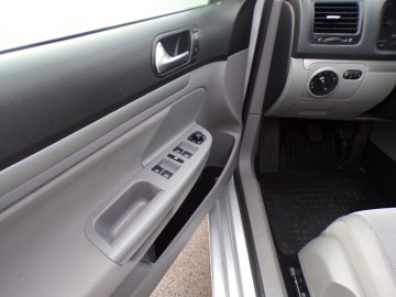 VOLKSWAGEN GOLF 1.9 TDI 105 KM ZAMIANA