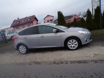 FORD FOCUS 1.6 TDCI Z NIEMIEC NAVI PODG FOTELE